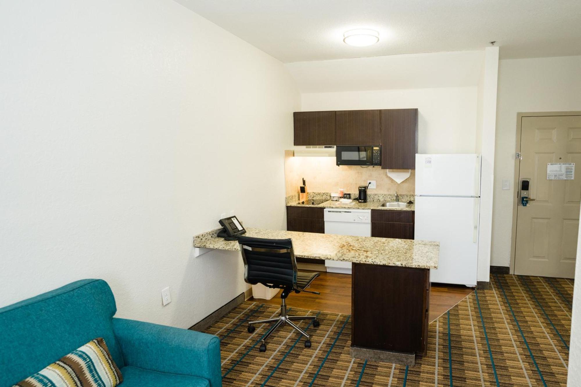 Mainstay Suites Knoxville Airport Alcoa Exterior photo