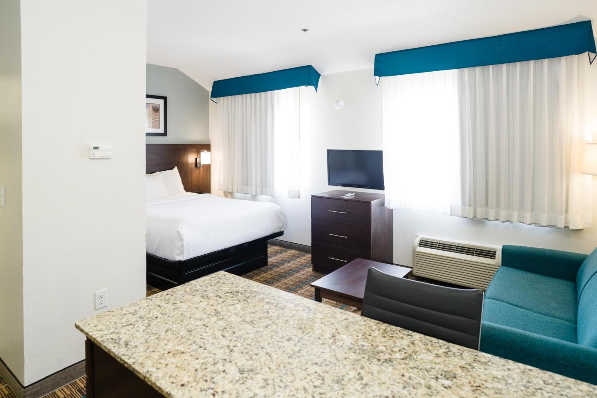 Mainstay Suites Knoxville Airport Alcoa Exterior photo